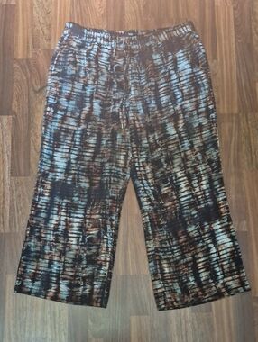 Mossimo Supply Co. Abstract Cropped Pants in Black, Brown and Cream
